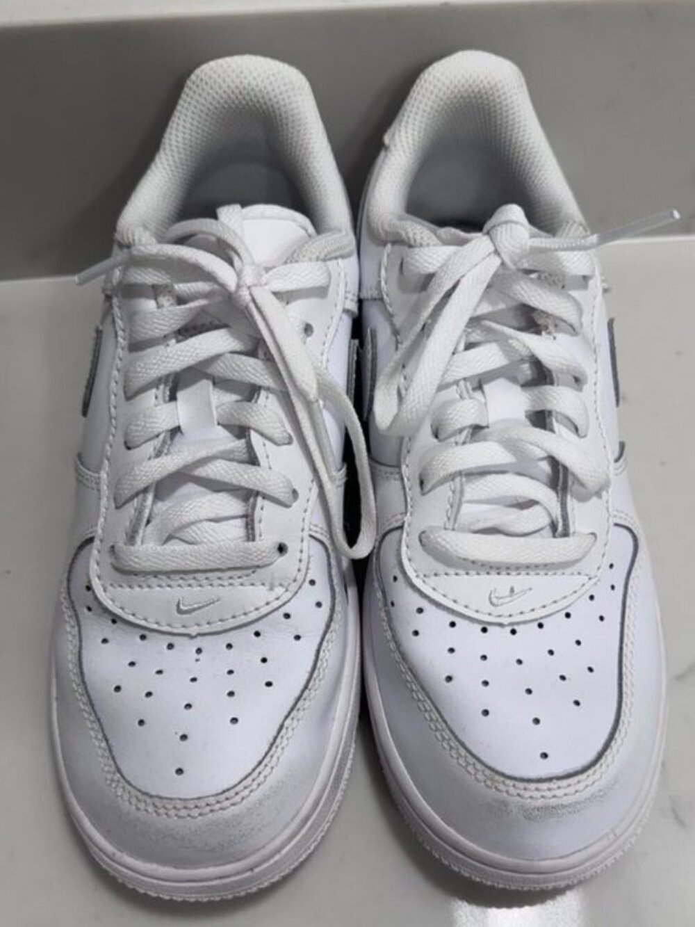 Nike Air Force 1 Low Kids Size 2Y Triple White Leather Sneakers AF1